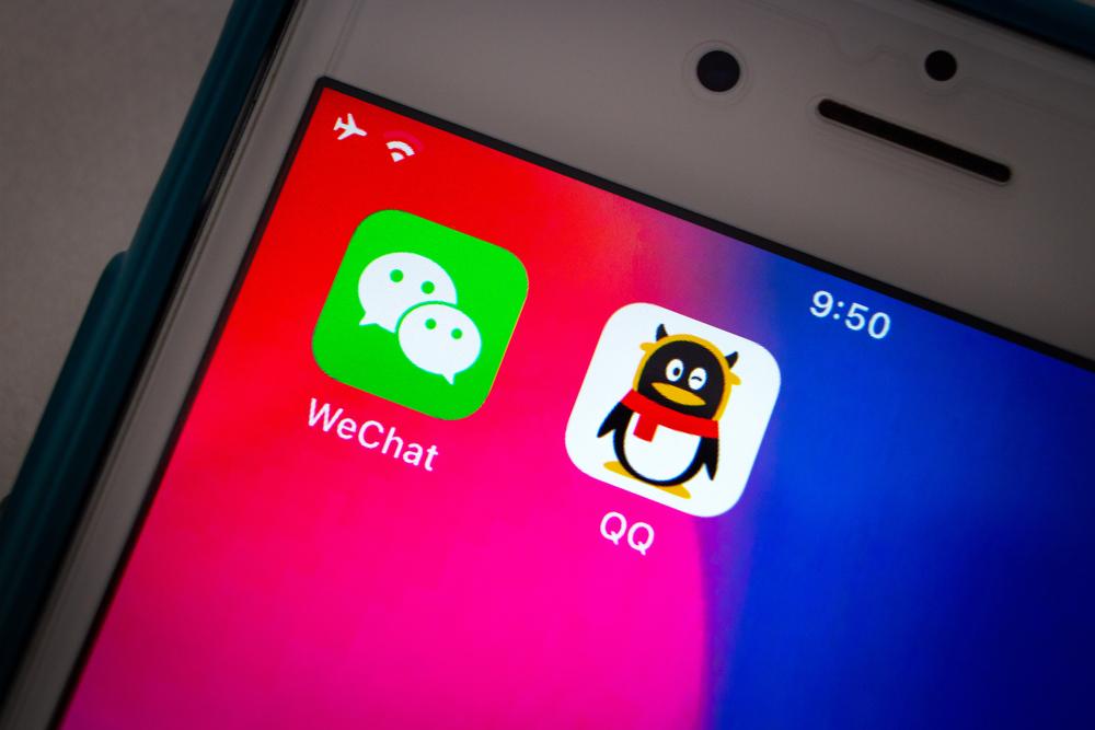 WeChat and Tencent QQ app. (Koshiro K/Shutterstock)