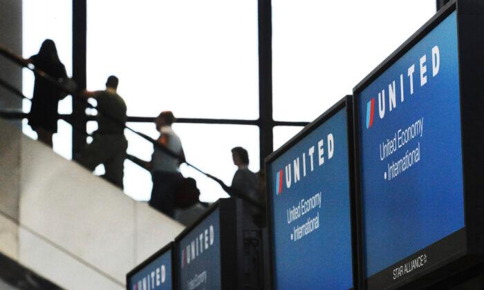 No One Hurt When 2 United Flights Touch at Boston Airport