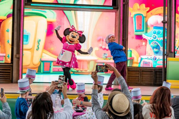 The “Alice’s Wonderland Bakery Unbirthday Party” show returns during the Disney California Adventure Food & Wine Festival at the Disneyland Resort in Anaheim, Calif. (Christian Thompson/Disneyland Resort)