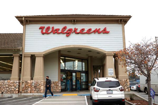 A Walgreens store in Mill Valley, Calif., on Jan. 6, 2022. (Justin Sullivan/Getty Images)