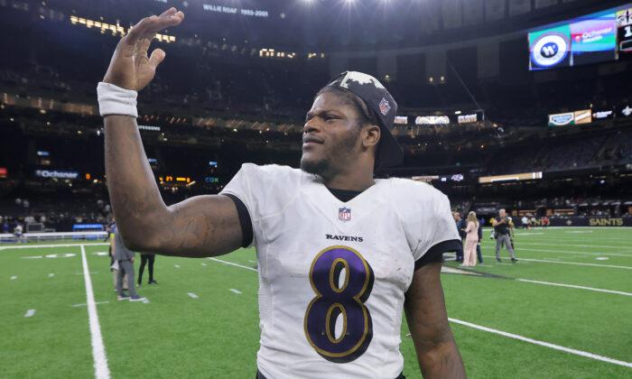 Ravens Apply $32.4M Non-Exclusive Tag to Lamar Jackson