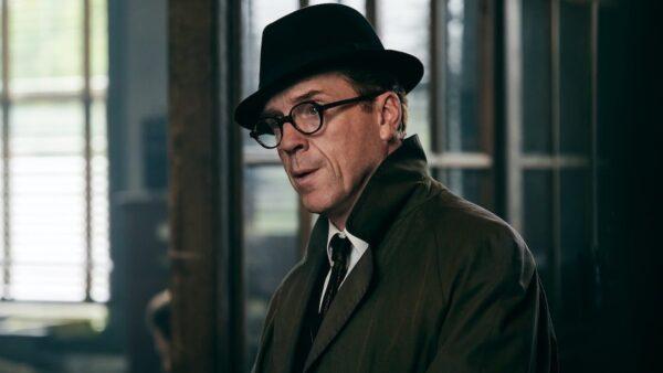 MI6 Intelligence Officer Nicholas Elliott (Damian Lewis) hunts down spies in British intelligence. (Sony Pictures Television)