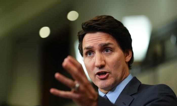 Trudeau Defends $13.8 Billion in Subsidies for Electric Vehicle Battery Plant, Hits Back at Conservatives