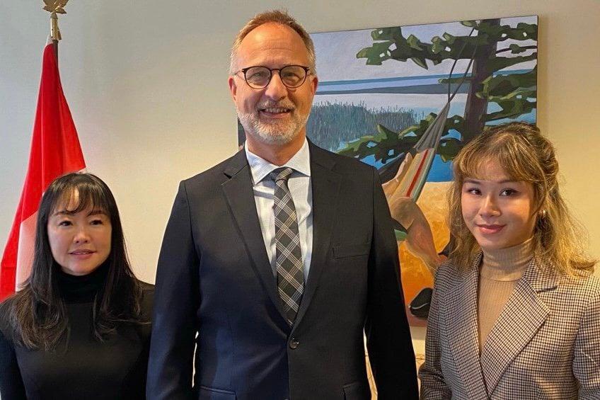 Hong Kong Watch co-founder and trustee Aileen Calverley (L) and policy consultant Katherin Leung (R) visited Ottawa to meet with Canadian Vice Chair of immigration committee Brad Redekopp MP between Oct. 17 and Oct. 20, 2022. (Courtesy of Aileen Calvarley)