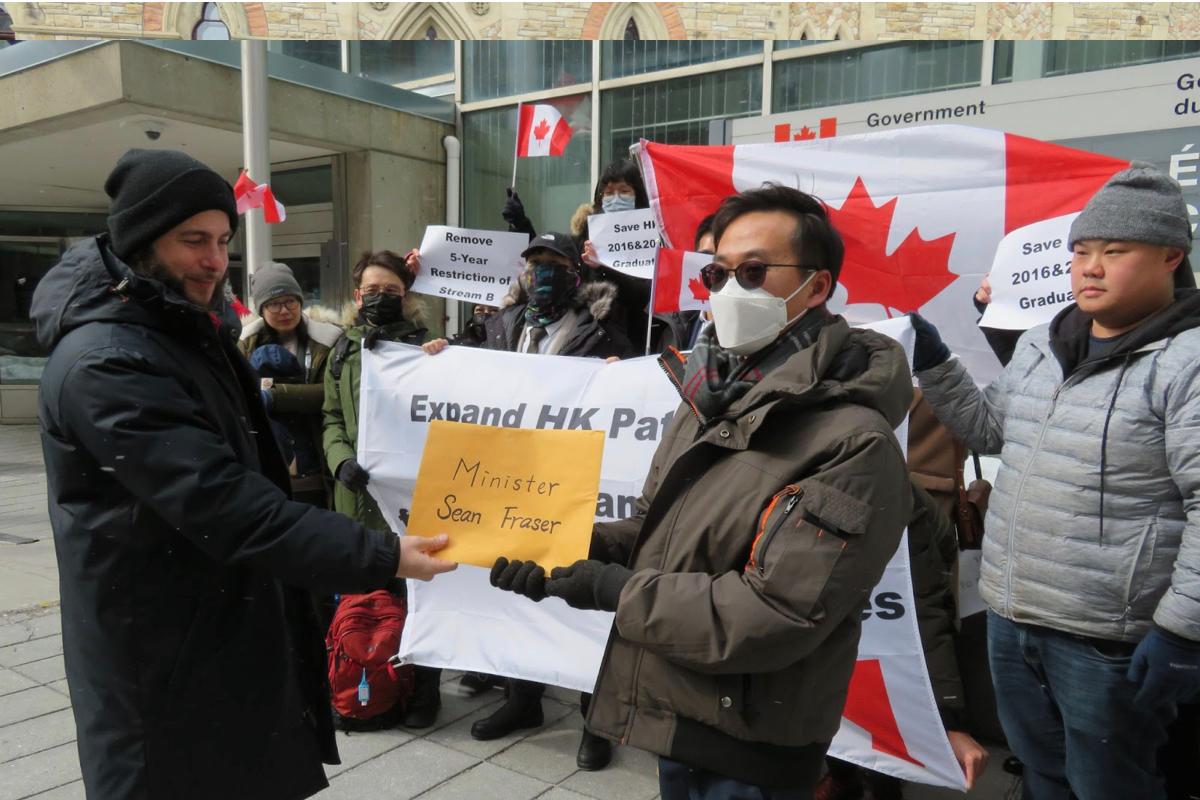 Several 1617 Alliance members (Classes of 2016 and 2017 Graduates) arrived in Ottawa, Canada, to petition the Canadian Immigration Department on the afternoon of March 7, 2023. (Donna Ho/The Epoch Times)
