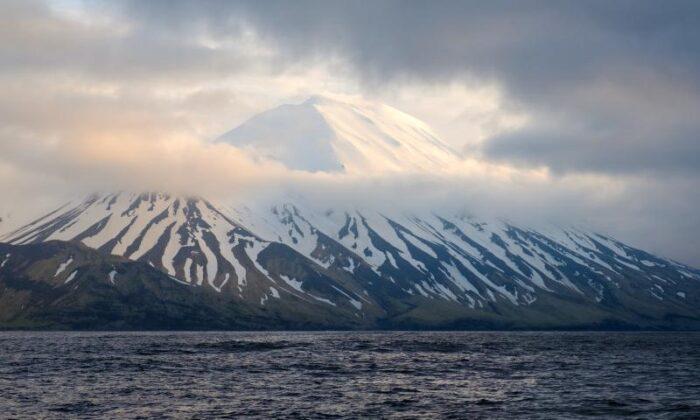 Earthquakes at Alaskan Volcano Trigger Worries of Eruption