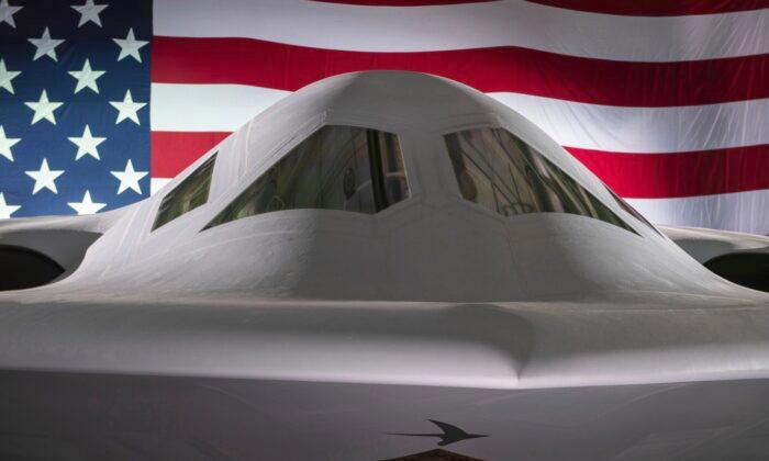 US Air Force Releases New Images of B-21 Stealth Bomber