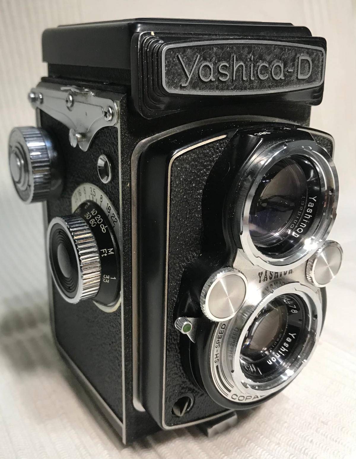 A Yashica-D camera from the collection. (Courtesy of Fridrik)