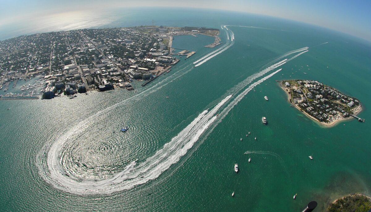 Offshore power race boats make the turn in the harbor during the first of three days of racing at the Key West World Offshore Championship in Key West, Fla., on Nov. 7, 2007. (Andy Newman/Florida Keys News Bureau via Getty Images)