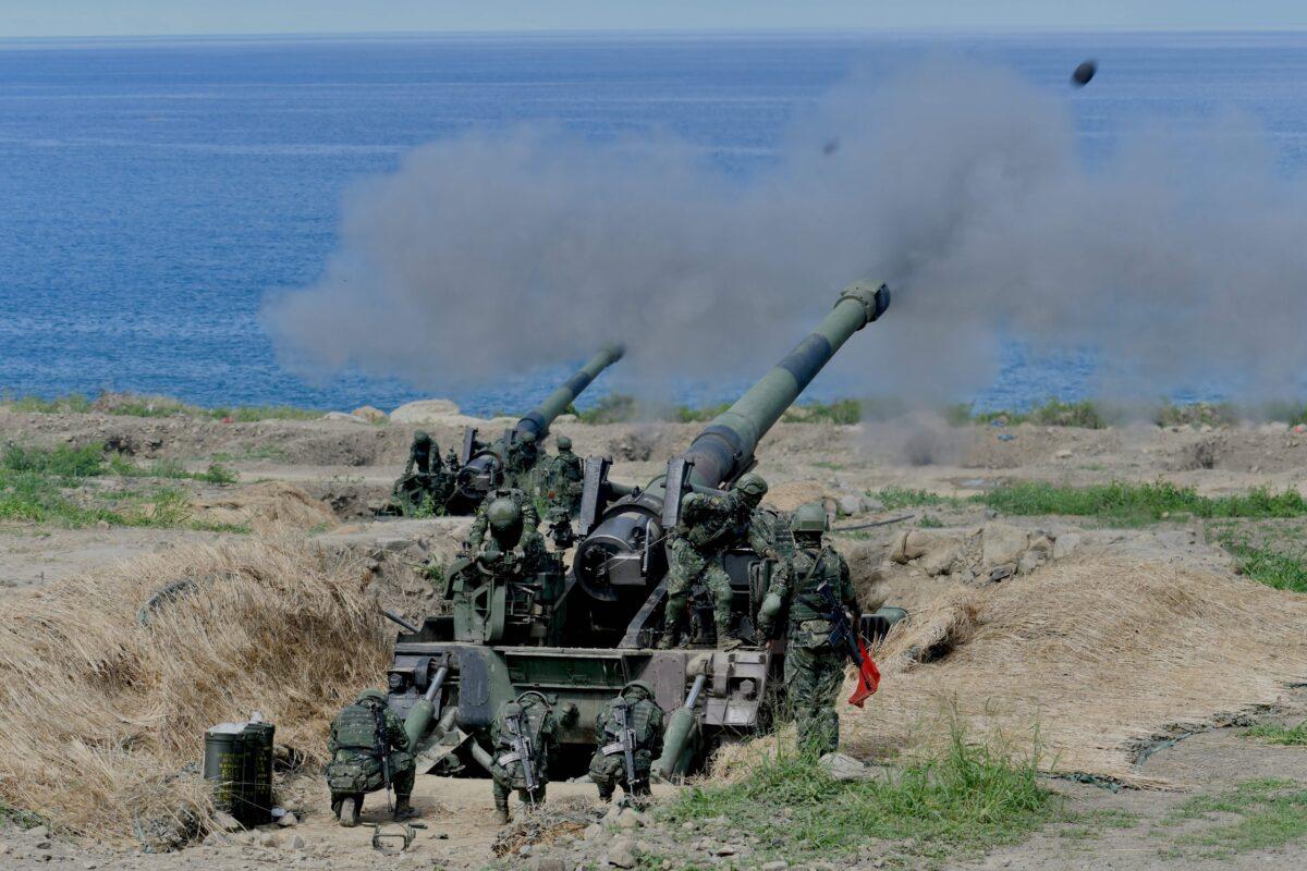 Two 8-inch self-propelled artillery guns is fired during the 35th "Han Kuang" (Han Glory) military drill in southern Taiwan's Pingtung county on May 30, 2019. (Sam Yeh/AFP via Getty Images)