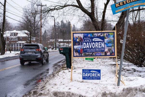 Signs supporting Lance Davoren in Otisville, N.Y., on March 11, 2023. (Cara Ding/The Epoch Times)