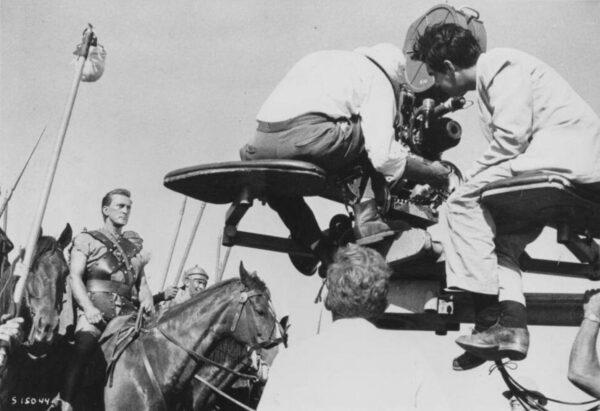 Stanley Kubrick (R) directs Kirk Douglas, in "Spartacus." (MovieStillsDB)