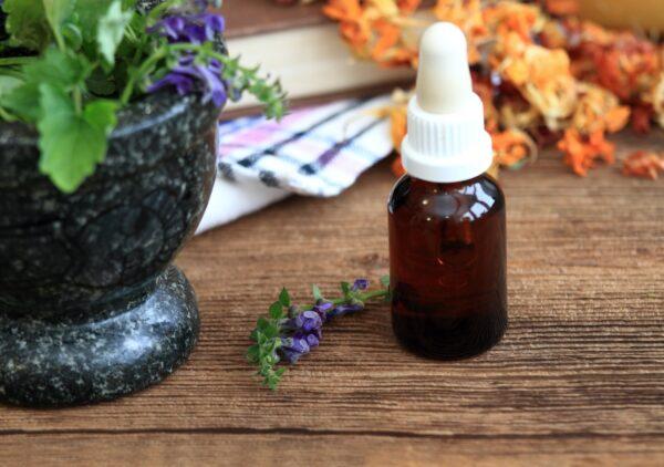 Tincture from Scutellaria lateriflora, known as blue skullcap or mad dog skull cap. (iva/Shutterstock)