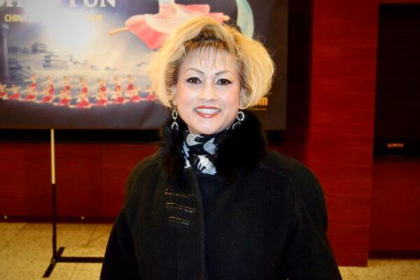 Sheila Dewan enjoyed Shen Yun's evening performance at the Northern Alberta Jubilee Auditorium on March 15, 2023. (Lily Yu/The Epoch Times)