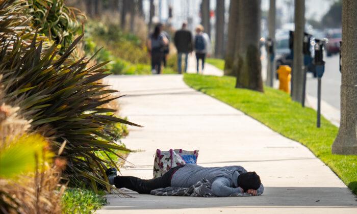Huntington Beach Approves 90-Day Plan to End Homelessness