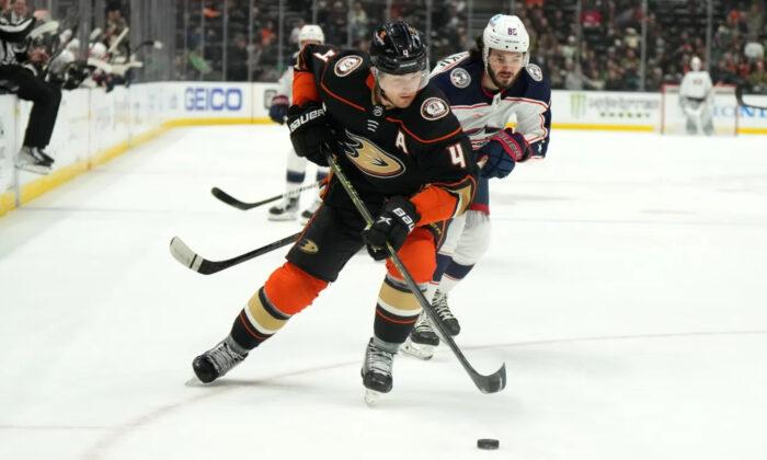 Ducks Score 3 Late Goals to Finish Off Blue Jackets