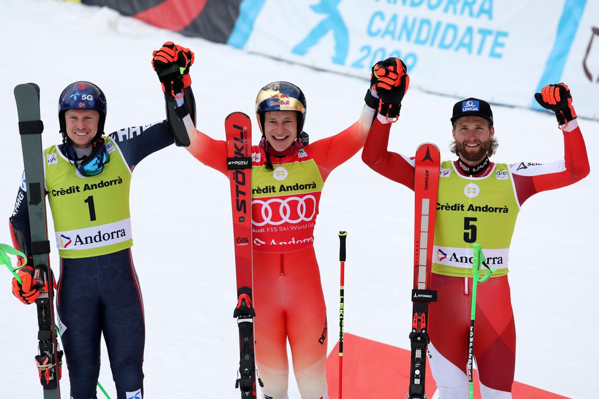 Swiss Skier Odermatt Wins Giant Slalom, Sets World Cup Points Record