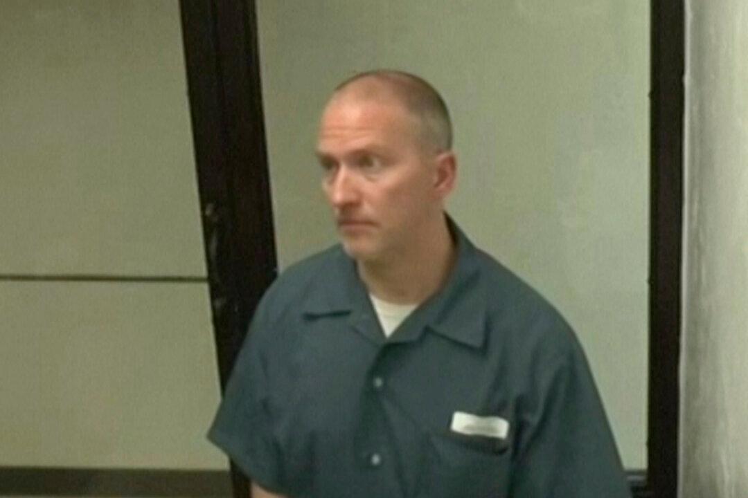 Former Minneapolis Officer Derek Chauvin Pleads Guilty to Tax Evasion