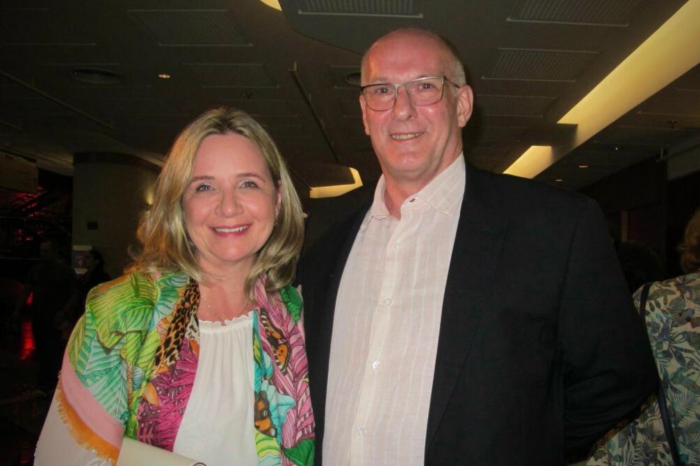 Couple Travels 1,000 Miles to Catch Shen Yun Because ‘We Believe in That Message’