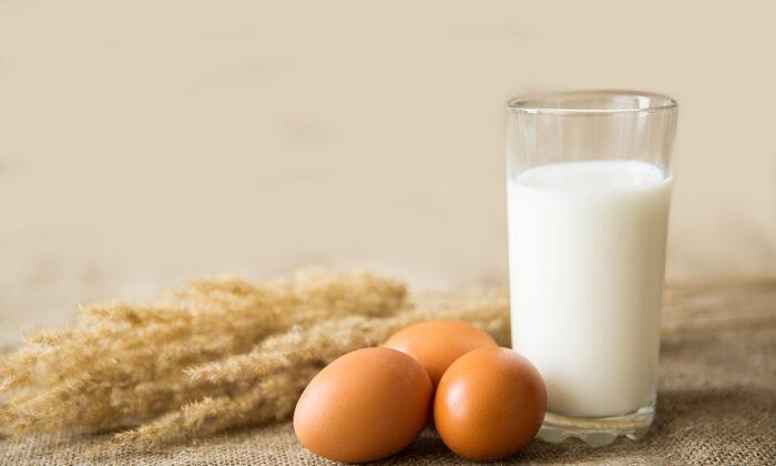 Sleep Cramps May Indicate Calcium Deficiency, 2 Tips for Getting More Calcium Besides Drinking Milk