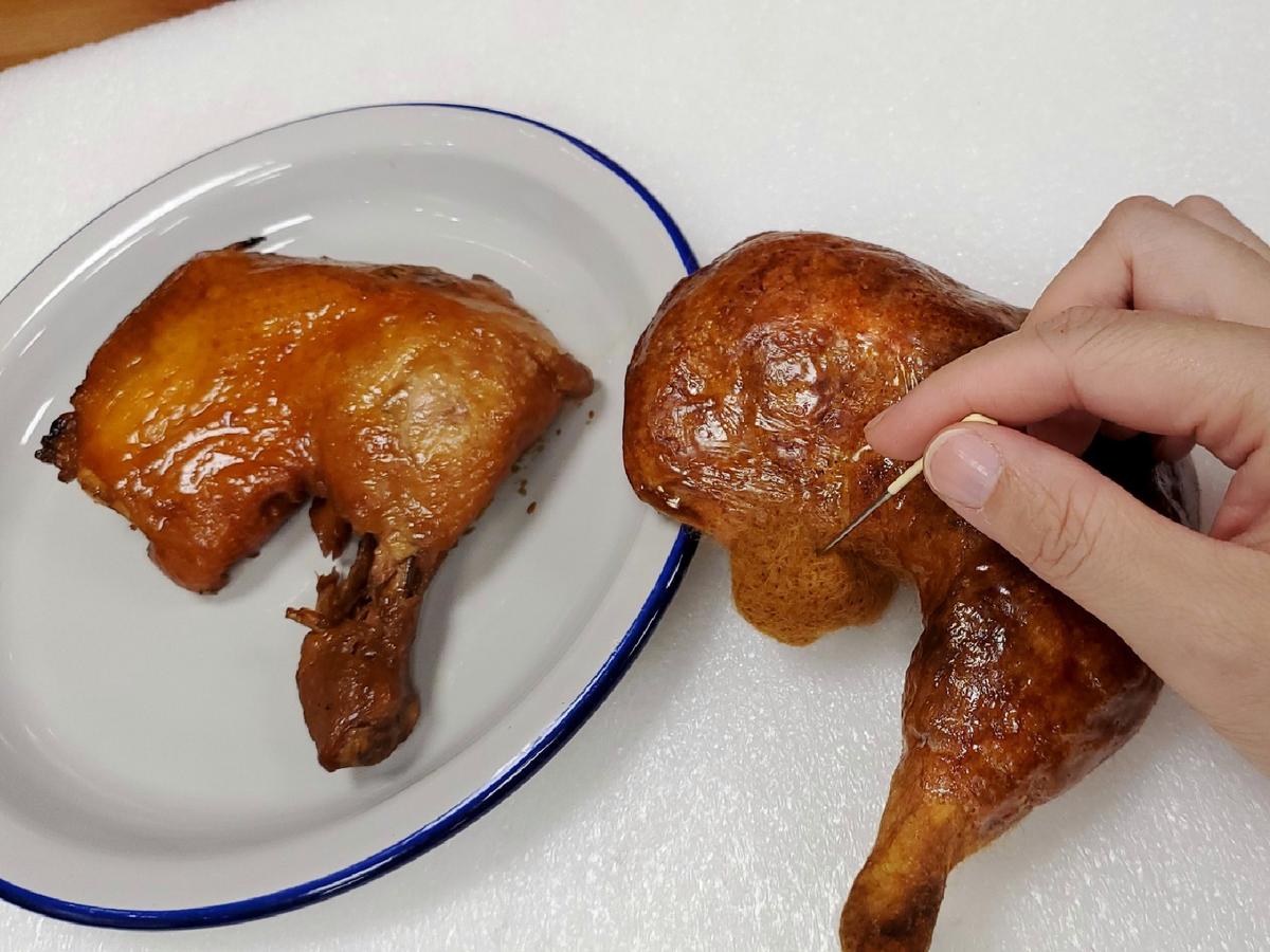 “Chicken drumstick” made by Lei Hsiao-Chen. (Courtesy of <a href="https://www.facebook.com/baobaohandmade/">Lei Hsiao-Chen</a>)