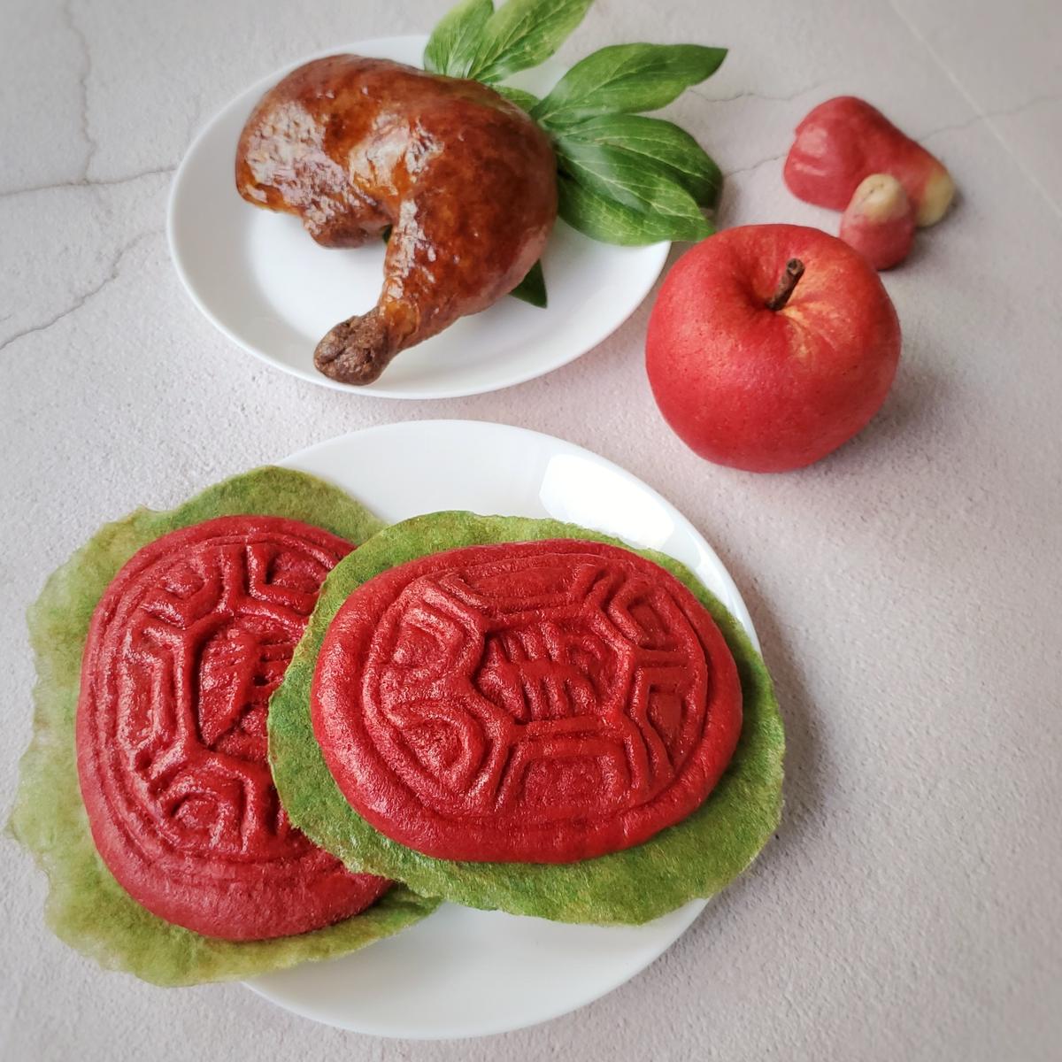 Ang ku kueh, or red tortoise cake, is a Chinese pastry made from glutinous rice flour. (Courtesy of Lei Hsiao-Chen)