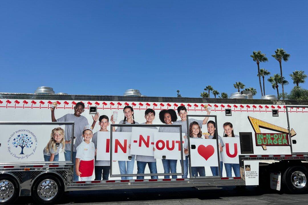 In-N-Out Truck Serves New Mini Burgers to Help Child Abuse Victims