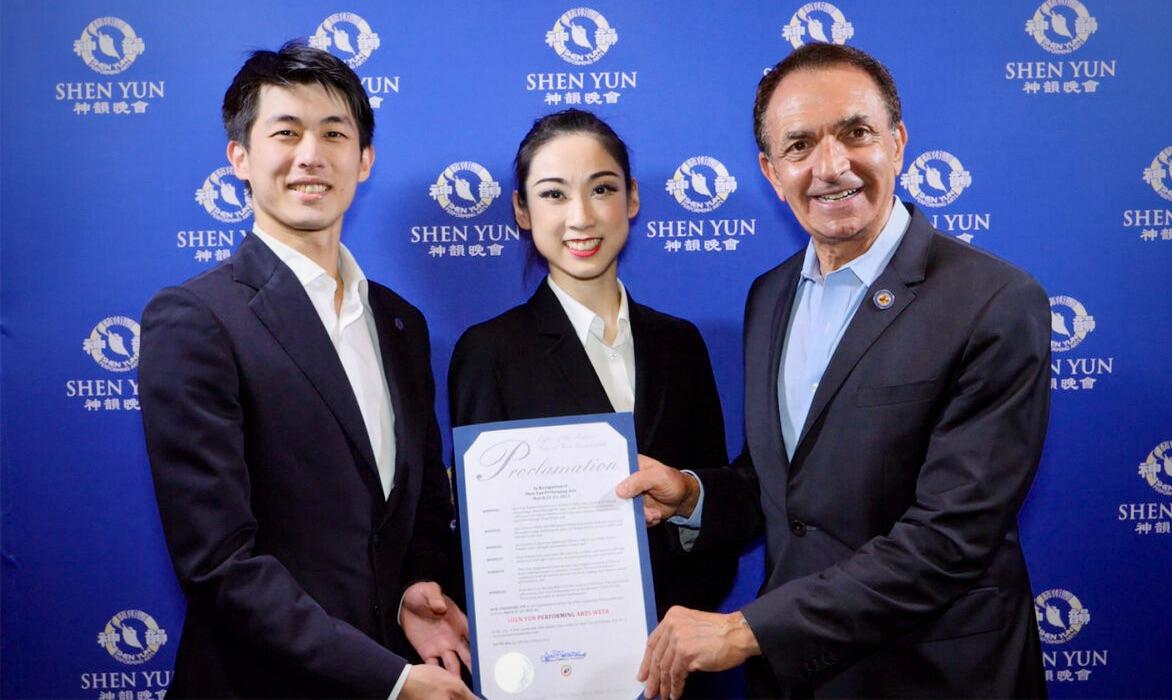 ‘It Really Grabbed Your Attention and You Didn’t Want It to End’ Says Mayor Trantalis About Shen Yun