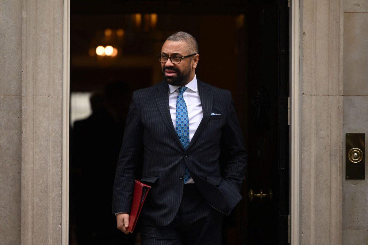British Foreign Secretary James Cleverly leaves 10 Downing Street in London on March 7, 2023. (Justin Tallis/AFP via Getty Images)