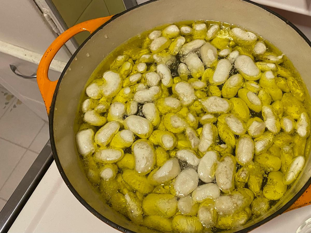 This recipe seems as if it has a surfeit of olive oil for one pound of beans, but trust creator Bradley Sweek on this one. (Jack Bennett/TNS)