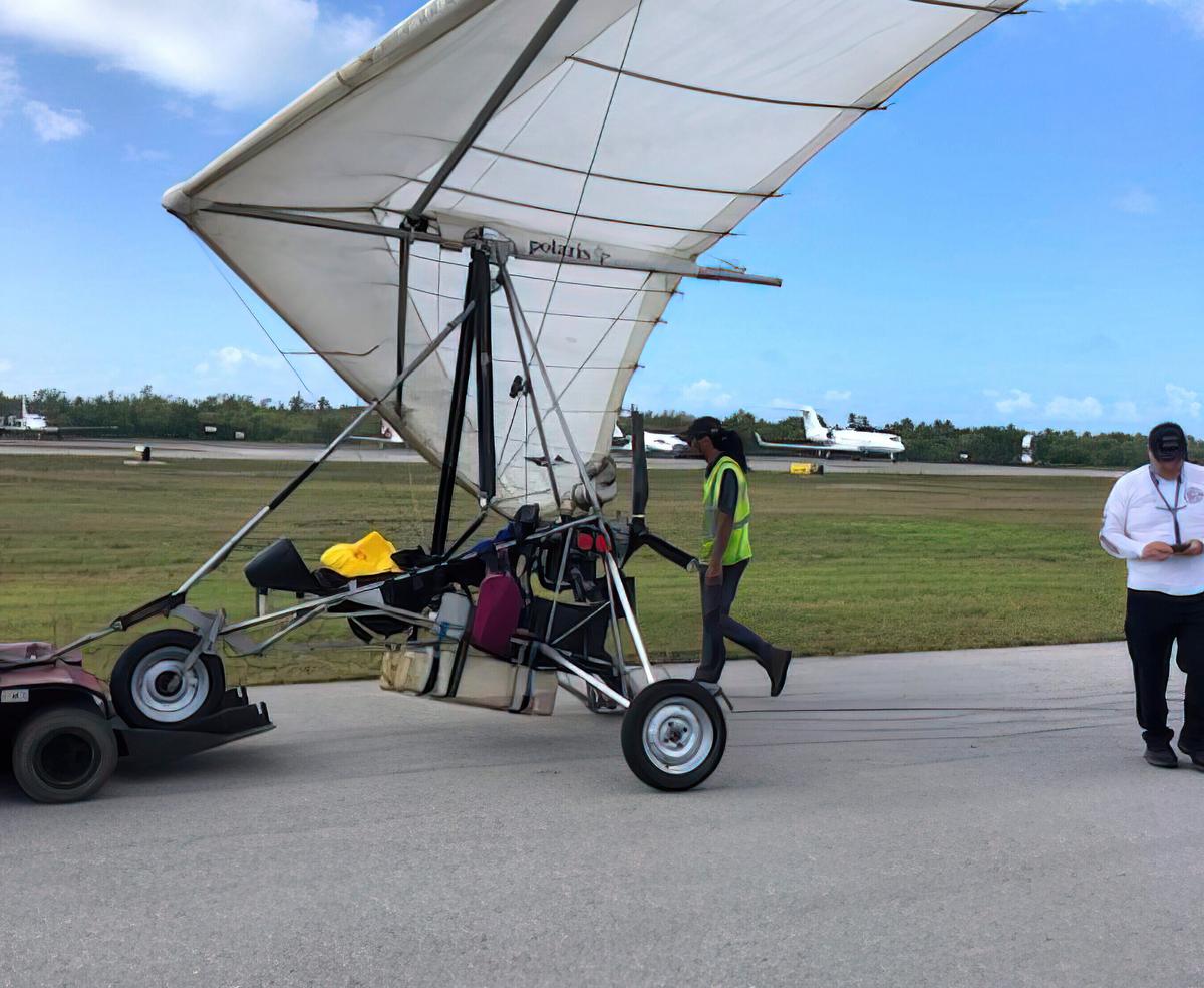 2 Cuban Illegal Immigrants Fly Into Florida on Motorized Hang Glider