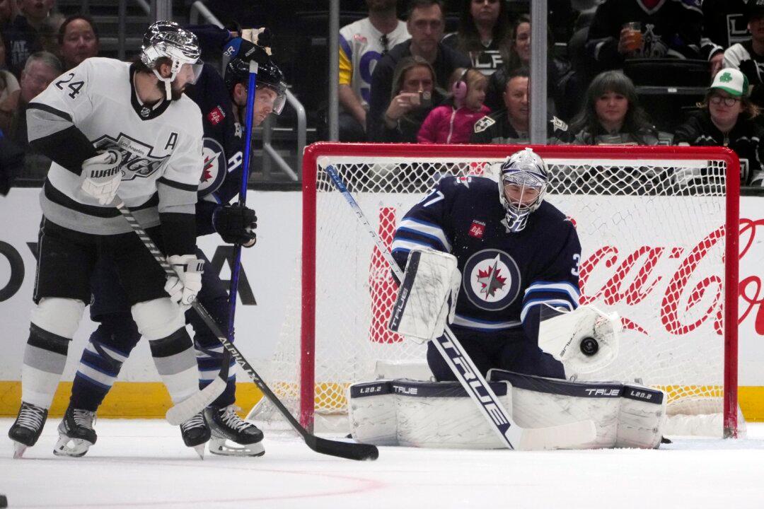 Kings Tie Franchise Mark With Point in 11th Straight Game