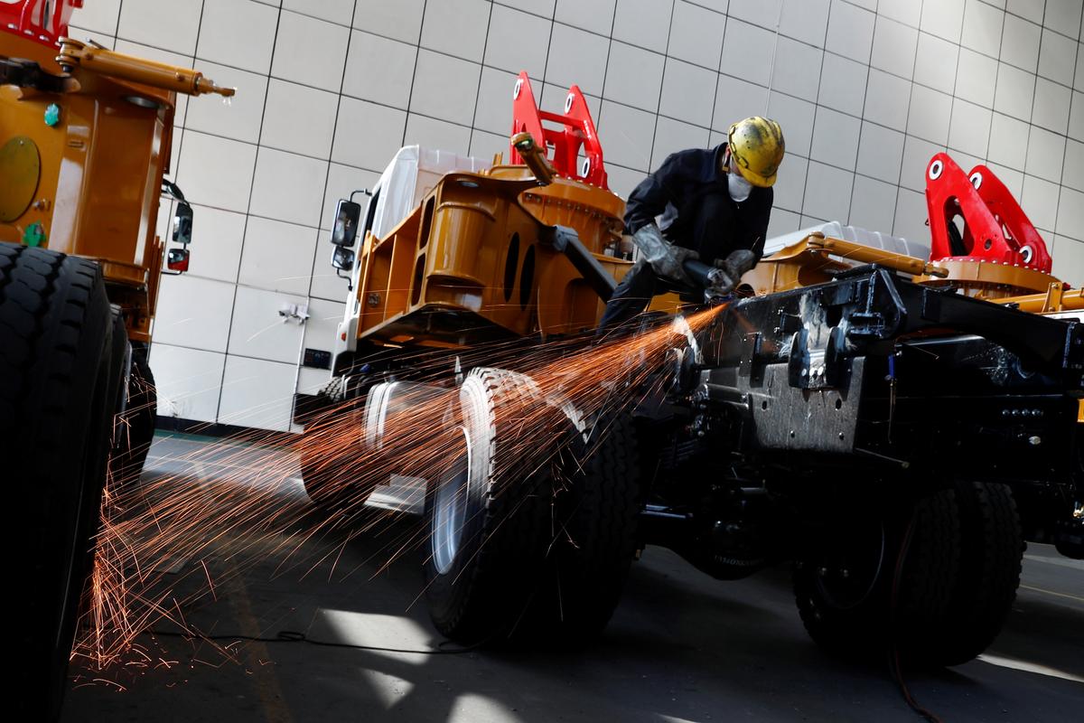 US Needs ‘New Vision’ for Industrial Policy to Outcompete China: Experts