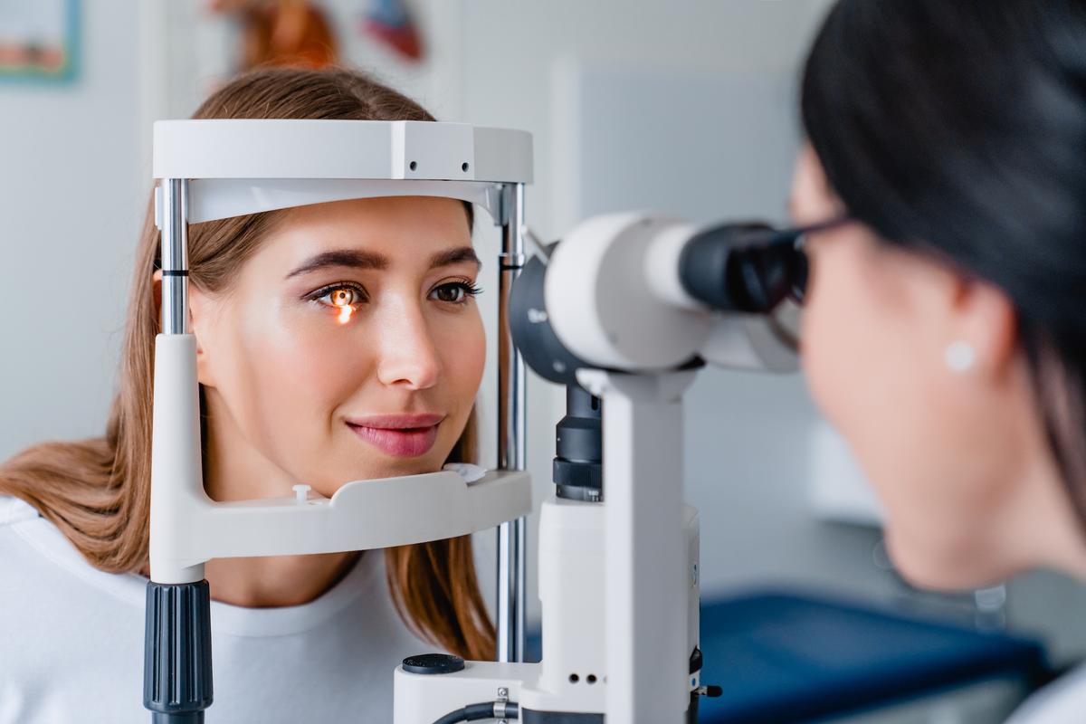 Your Eyes May Show Early Signs of Alzheimer’s: Study