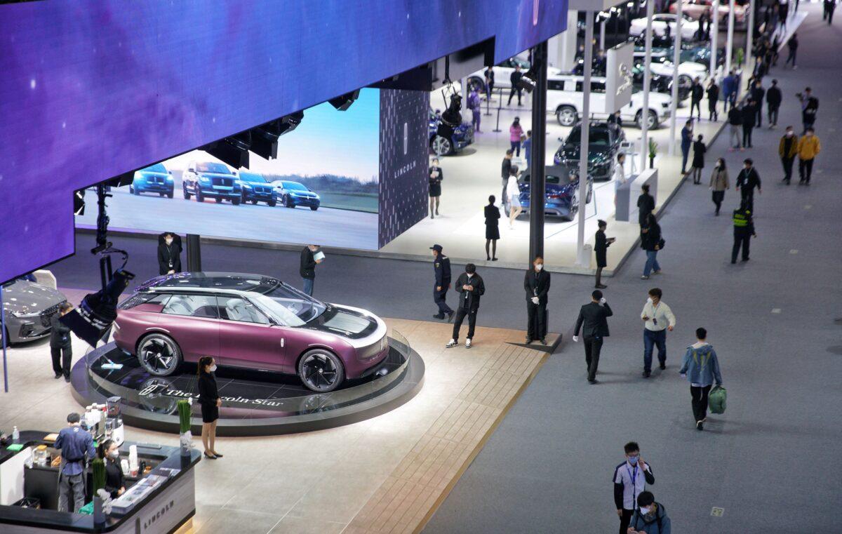 China’s Low-Price Car Promotion Fails to Spur Sales as Consumer Confidence Declines