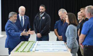 Schumer Says US Will Give Micron $6.1 Billion to Build Plants in Idaho and New York