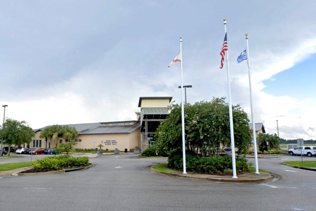 Report: Student Was Landing When 2 Small Planes Collided