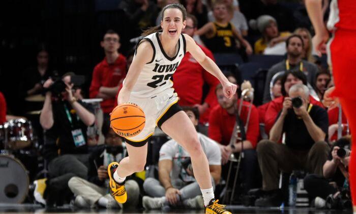 Iowa’s Caitlin Clark Wins AP Player of the Year