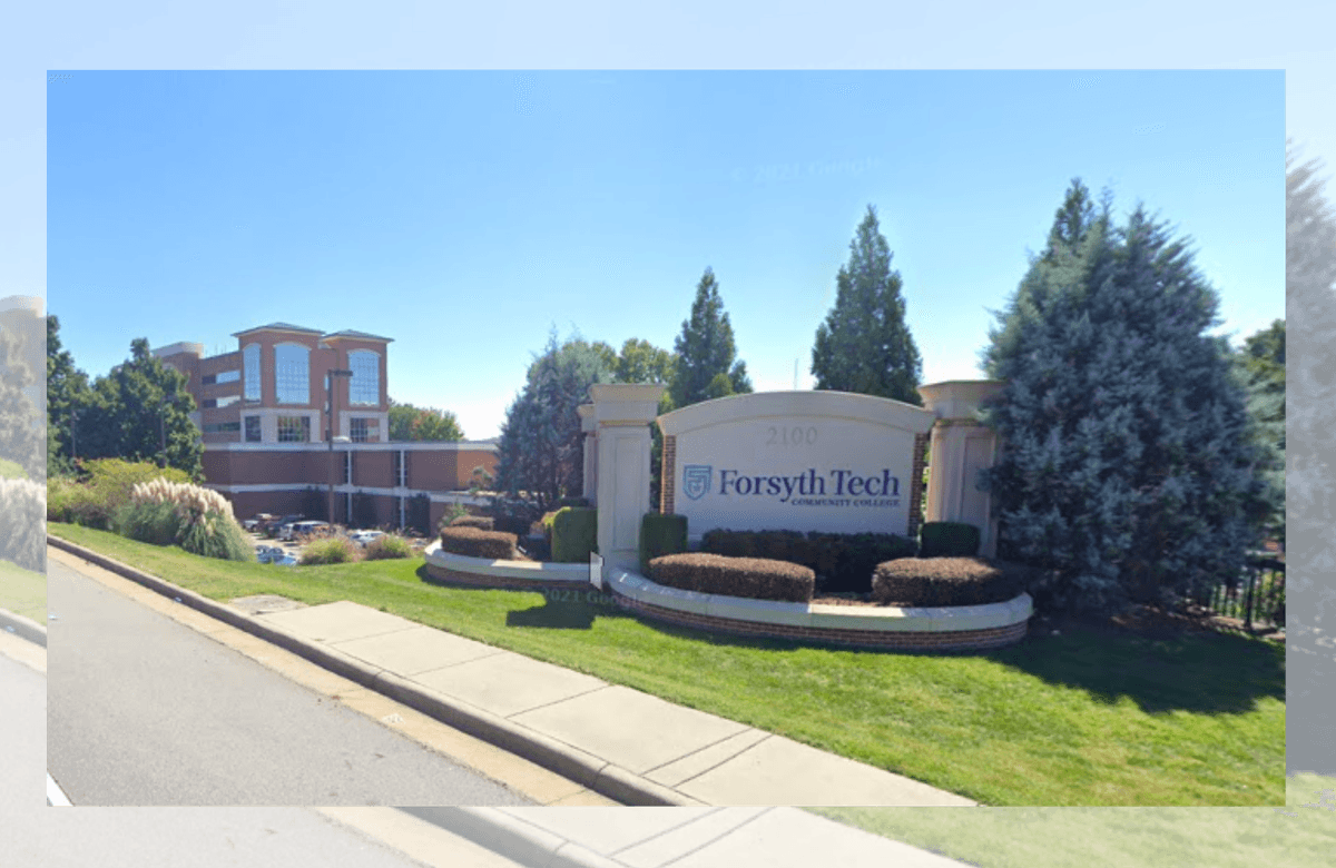 North Carolina College to ‘Revise Policies’ After Drag Queen Lap Dances on Teenage Girl