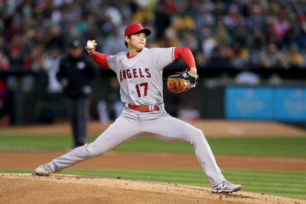 Shohei Ohtani (17) of the Los Angeles Angels pitches against the Oakland Athletics in the first inning at RingCentral Coliseum in Oakland on March 30, 2023. (Ezra Shaw/Getty Images)