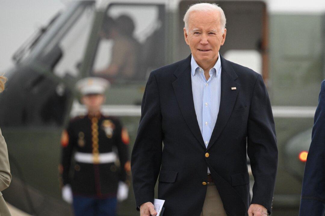 Biden to Visit Northern Ireland for Peace Deal Commemoration