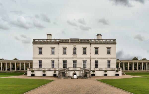 Architect Inigo Jones designed the first classical building in England: Queen’s House in Greenwich, London. Jones had visited Italy in 1613–1615 as part of his Grand Tour. He brought Palladio’s teachings with him, introducing Palladianism to England. (Vittorio Caramazza/<a href="https://www.shutterstock.com/image-photo/greenwich-london-queen-anne-house-colonnade-235102441">Shutterstock</a>)