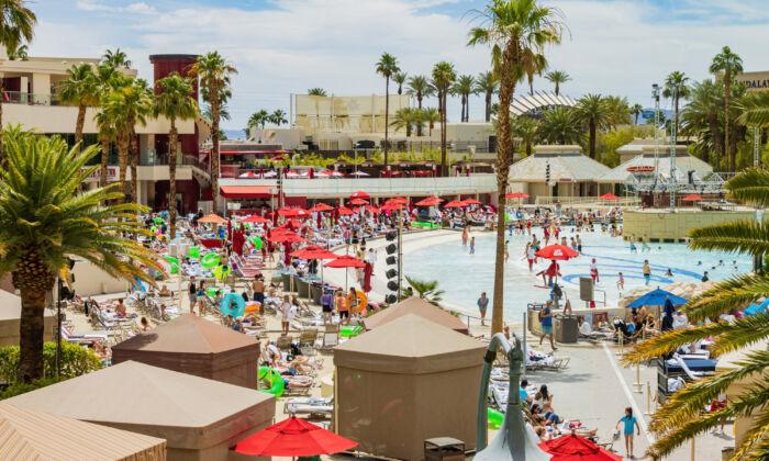 A Guide to Las Vegas Dayclubs and Water Parks