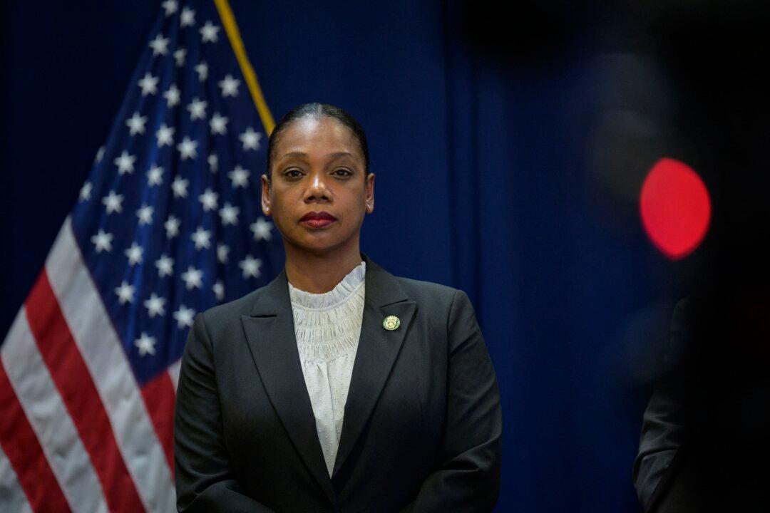 NYPD Won’t Tolerate Violence or Destruction as Trump Arrives, Commissioner Warns