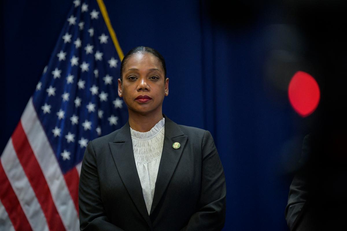 NYPD Won’t Tolerate Violence or Destruction as Trump Arrives, Commissioner Warns