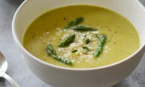 Asparagus Soup With Lemon and Parmesan