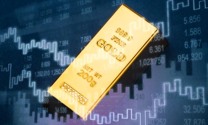 Gold Prices Near Record Highs as US Banking Crisis Continues
