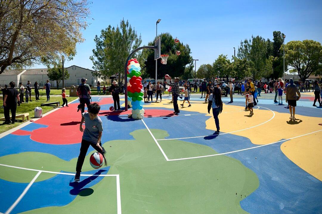 BJ’s Restaurants Give Old Basketball Court Colorful Refurbishment in Santa Ana