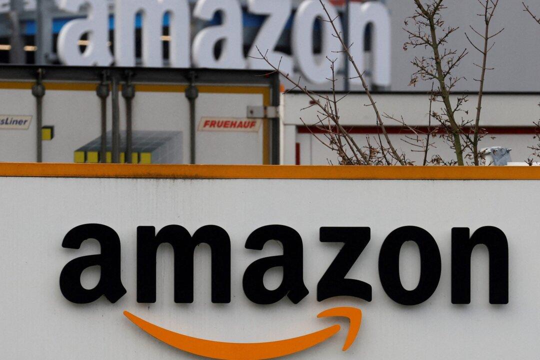 Amazon Plans to Trim Employee Stock Awards Amid Tough Economy
