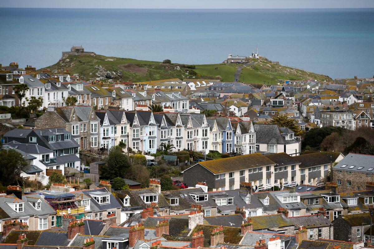 Properties are seen in the popular seaside resort of St. Ives in Cornwall, England, on April 13, 2016. (Matt Cardy/Getty Images)